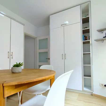 S434 Sea View Terrace Apartment *
