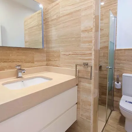 S434 Sea View Terrace Daire *
